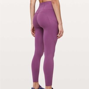 Lululemon Fast and Free High-Rise Thermal Tight 25"
Pockets leggings